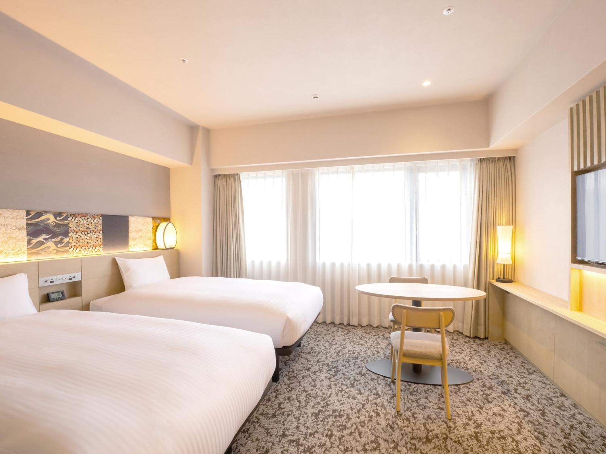 Hotel Insomnia Kyoto Oike Esterno foto
